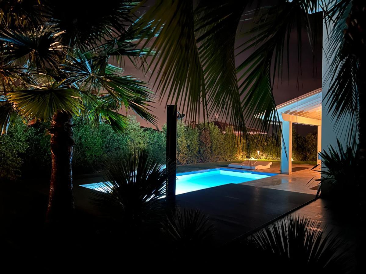 Ferienhaus Casa Sulle Colline Di Barcuzzi Pool, Garden And Barbecue Esterno foto