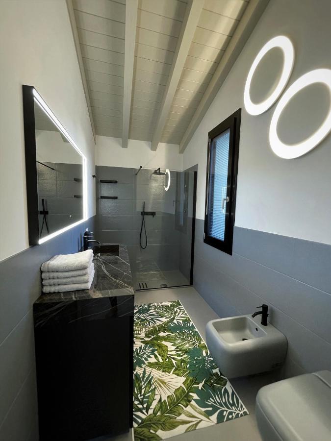 Ferienhaus Casa Sulle Colline Di Barcuzzi Pool, Garden And Barbecue Esterno foto
